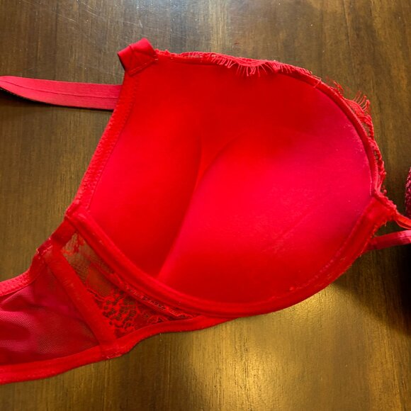 Victoria's Secret Women Very Sexy Push Up Bra Padded Underwire Red 34D Lace - Picture 6 of 16